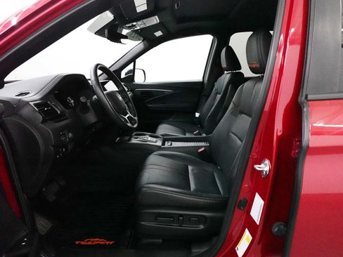 Used 2023 Honda Passport TrailSport image 12