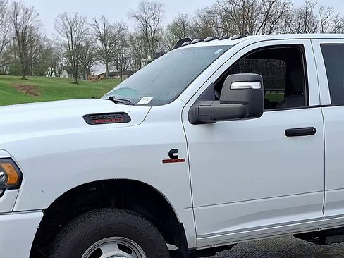 Used 2023 RAM 3500 Tradesman w/ Max Tow Package AWD/4WD image 4