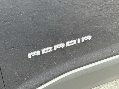 Used 2021 GMC Acadia SLT w/ Premium Package FWD image 10