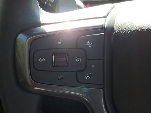 Used 2025 Chevrolet Silverado 1500 High Country w/ Technology Package image 22