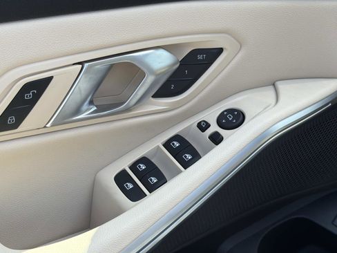 New 2026 BMW 330i Sedan w/ Convenience Package image 15