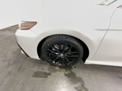 Used 2023 Toyota Camry XSE image 31