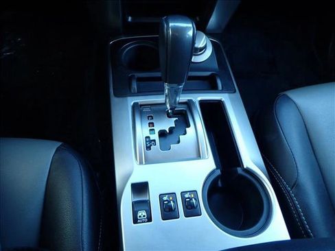 Used 2017 Toyota 4Runner SR5 Premium image 21