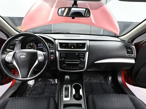 Used 2016 Nissan Altima 2.5 SV image 24
