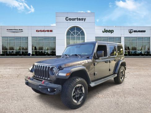 Used 2019 Jeep Wrangler Unlimited Rubicon image 2