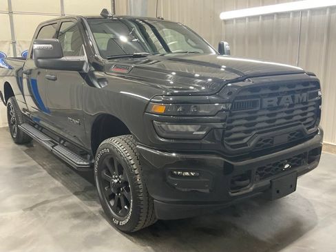 Used 2025 RAM 2500 Big Horn AWD/4WD image 2