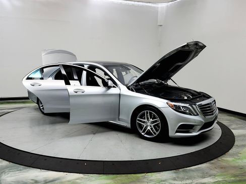 Used 2015 Mercedes-Benz S 550 4MATIC Sedan image 10