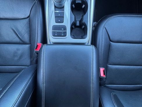 Used 2022 Ford Explorer Limited w/ Equipment Group 301A image 25