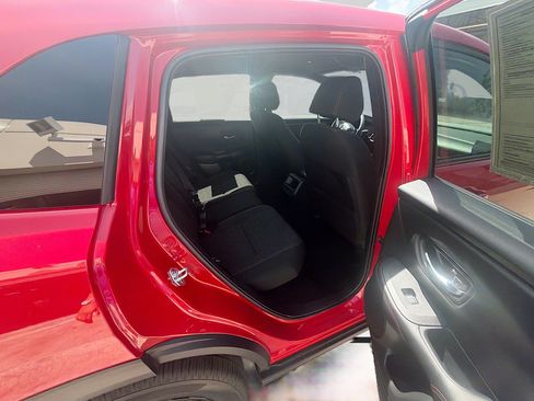 Certified 2025 Honda HR-V Sport image 27