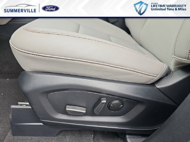 New 2026 Ford Explorer Active w/ Active Comfort Package RWD image 20