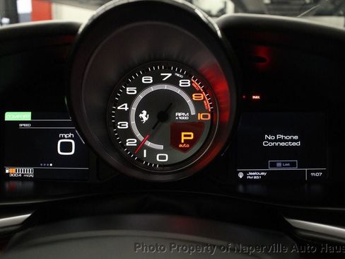 Used 2017 Ferrari GTC4Lusso AWD/4WD image 26