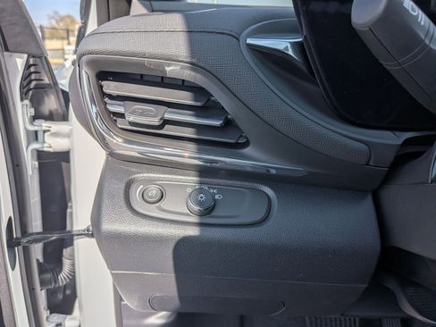New 2026 Buick Envista Preferred w/ Advanced Safety Package FWD image 16