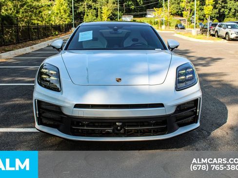 Used 2024 Porsche Panamera 4 w/ Premium Package AWD/4WD image 10