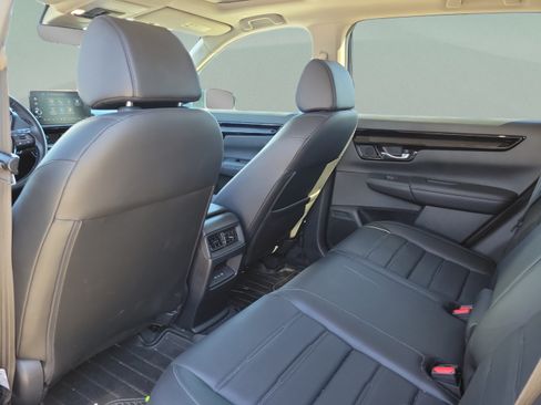Used 2025 Honda CR-V EX-L image 5