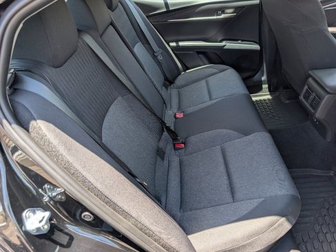 Used 2026 Toyota Camry LE FWD image 5