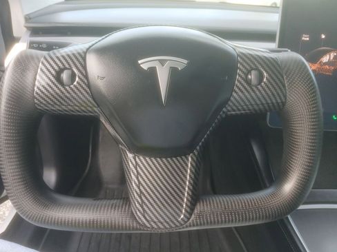 Used 2021 Tesla Model 3 Standard Range Plus image 19