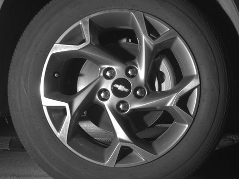 Used 2025 Chevrolet Trax LT w/ LT Convenience Package FWD image 13