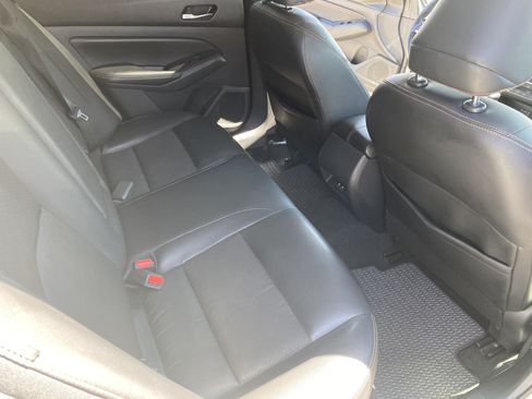 Used 2020 Nissan Altima 2.5 SR FWD image 15