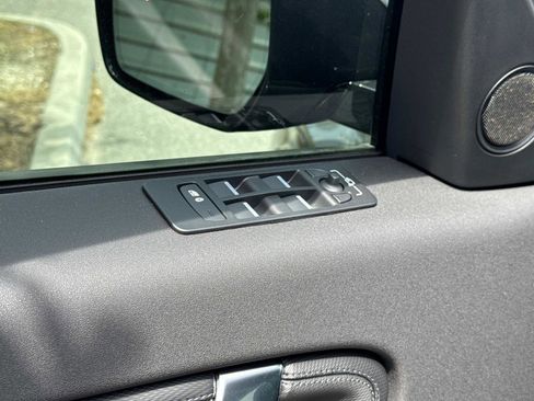 New 2025 Land Rover Discovery Sport Dynamic SE image 18