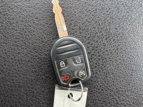 Used 2012 Ford F150 FX4 w/ FX Luxury Pkg image 32