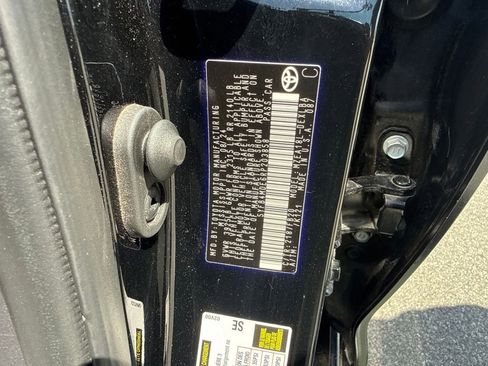 Used 2024 Toyota Corolla LE FWD image 22