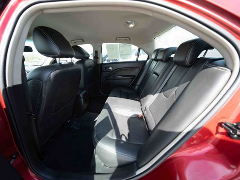 Used 2010 Ford Fusion SEL image 22