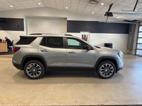 New 2026 GMC Terrain Elevation w/ Elevation Premium Package AWD/4WD image 8