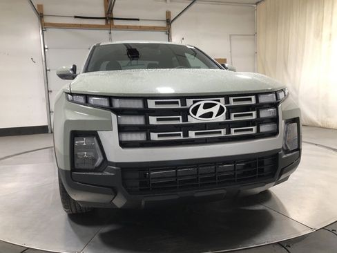 New 2026 Hyundai Santa Cruz SE image 2