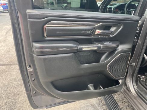 Used 2019 RAM 1500 Limited w/ Advanced Safety Group AWD/4WD image 13