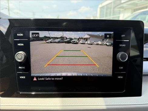 New 2026 Volkswagen Taos SE AWD/4WD image 17