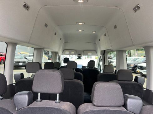 Used 2024 Ford Transit 350 XLT RWD image 30