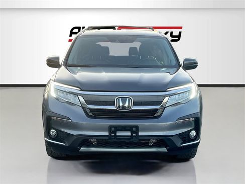 Used 2022 Honda Pilot Touring image 2