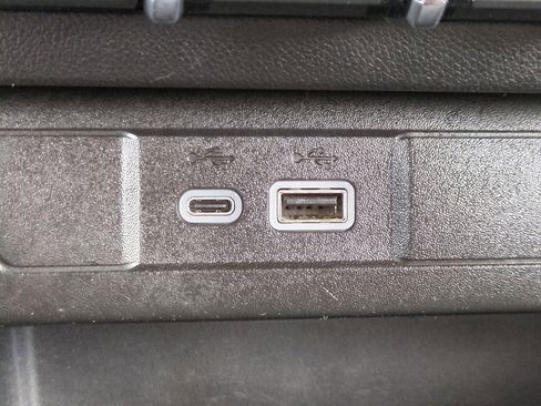 Used 2023 Chevrolet Colorado W/T w/ WT Convenience Package II image 21