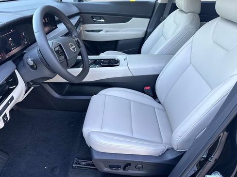 New 2026 Nissan Murano SV AWD/4WD image 14