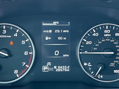 Certified 2025 Subaru Forester Premium AWD/4WD image 11