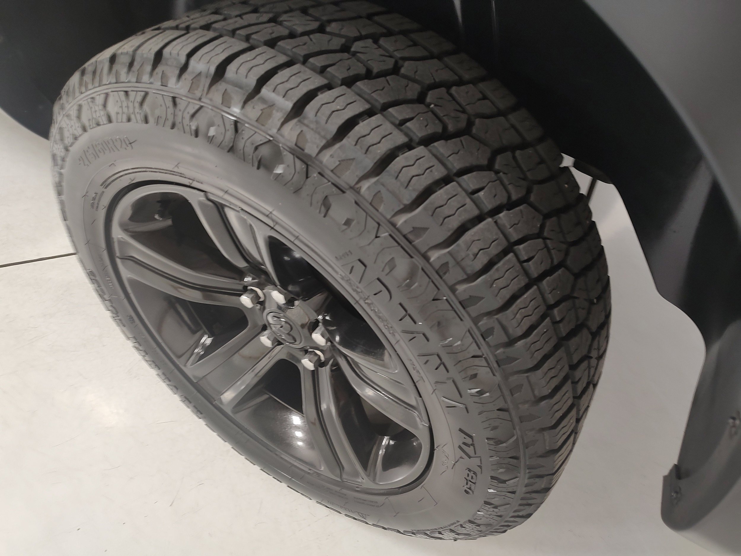 Used 2024 RAM 1500 Warlock AWD/4WD image 13
