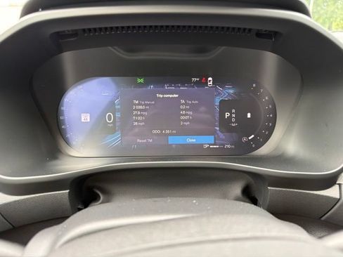 Used 2026 Volvo XC40 B5 Core w/ Climate Package AWD/4WD image 10