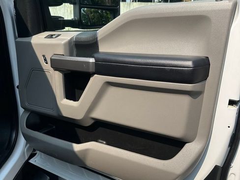 Used 2018 Ford F350 XLT w/ XLT Value Package AWD/4WD image 37
