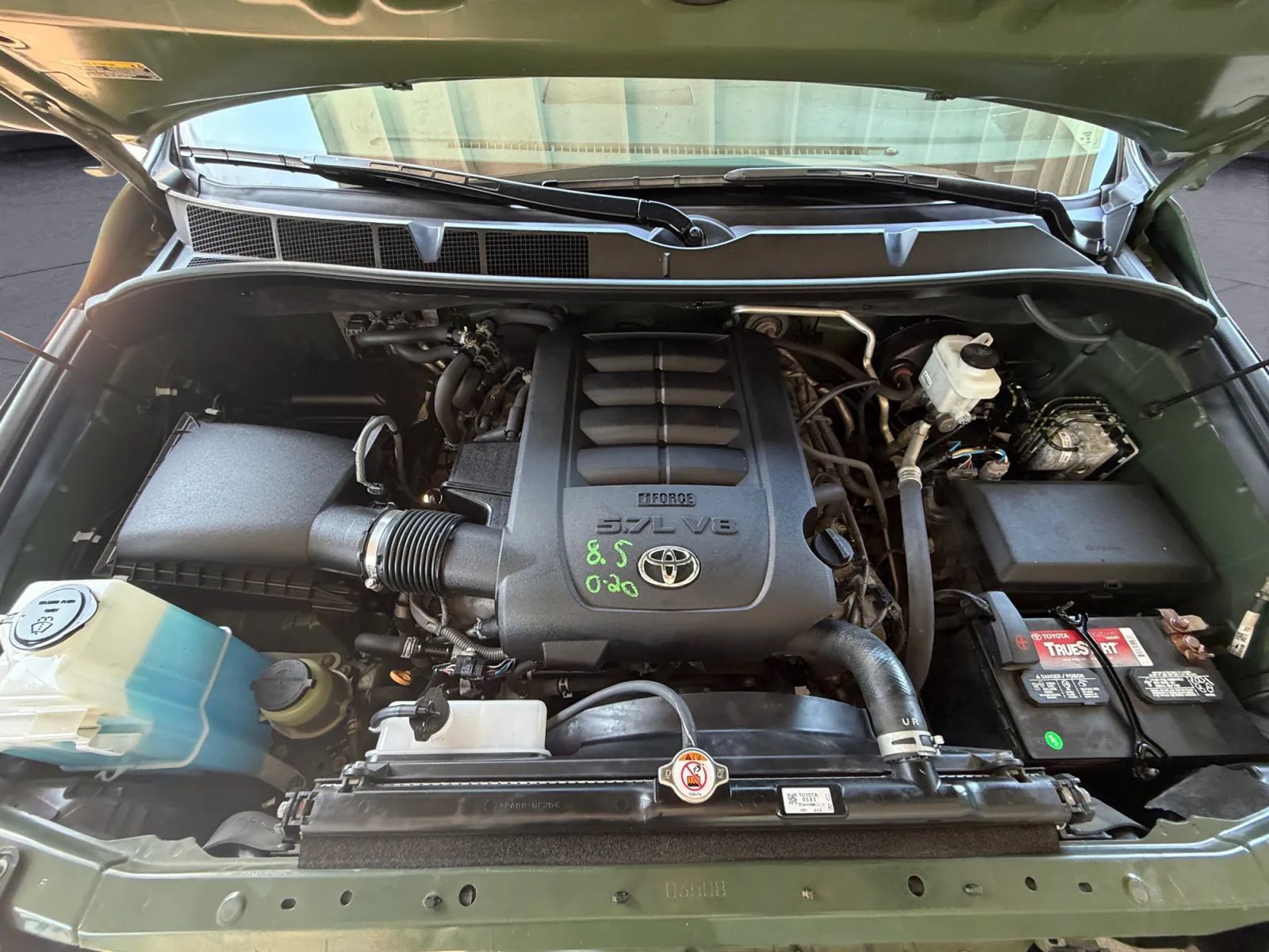 Used 2020 Toyota Sequoia TRD Pro AWD/4WD image 38