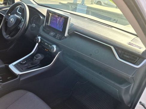 Certified 2025 Toyota RAV4 XLE AWD/4WD image 6