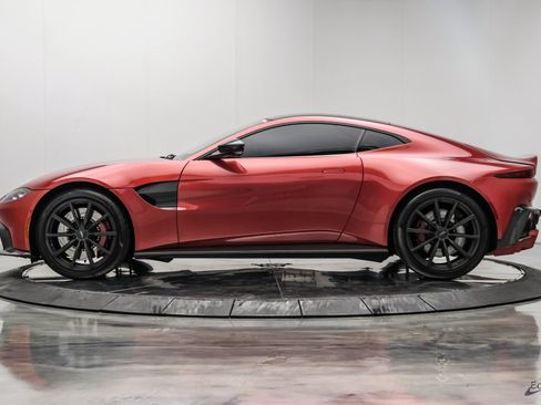 Used 2019 Aston Martin V8 Vantage Coupe RWD image 8