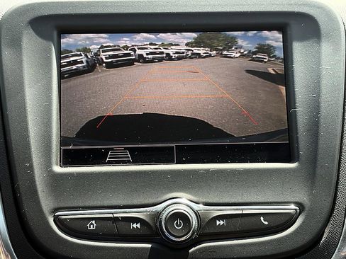 Used 2024 Chevrolet Equinox LT w/ LPO, Floor Liner Package FWD image 22