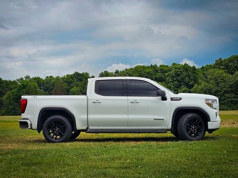 Used 2020 GMC Sierra 1500 Elevation w/ Elevation Value Package AWD/4WD image 2