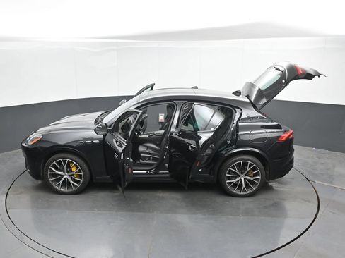 Used 2023 Maserati Grecale Modena AWD/4WD image 51