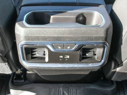 Used 2024 GMC Sierra 3500 SLT image 15