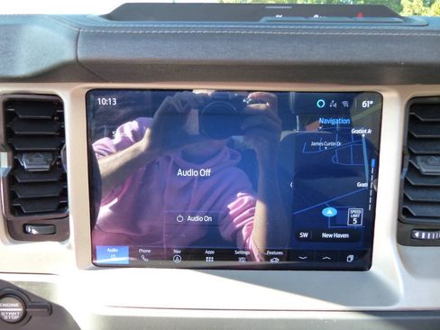 Used 2025 Ford Bronco Outer Banks AWD/4WD image 38