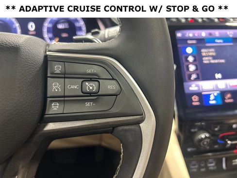 Certified 2024 Jeep Grand Cherokee L Limited w/ Luxury Tech Group II image 15