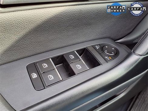 Used 2025 MAZDA CX-50 AWD 2.5 Hybrid w/ Weather Package image 21