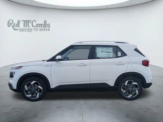 New 2025 Hyundai Venue SEL video 2