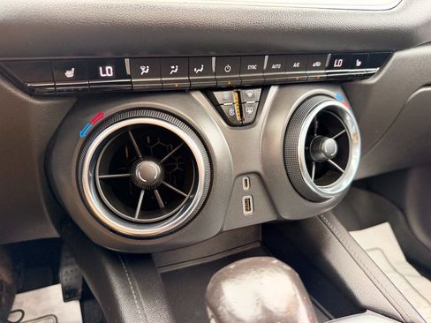 Used 2020 Chevrolet Blazer LT w/ Redline Edition FWD image 39